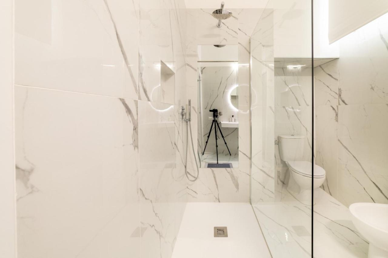San Babila - Luxury Milanese Apartment Luaran gambar